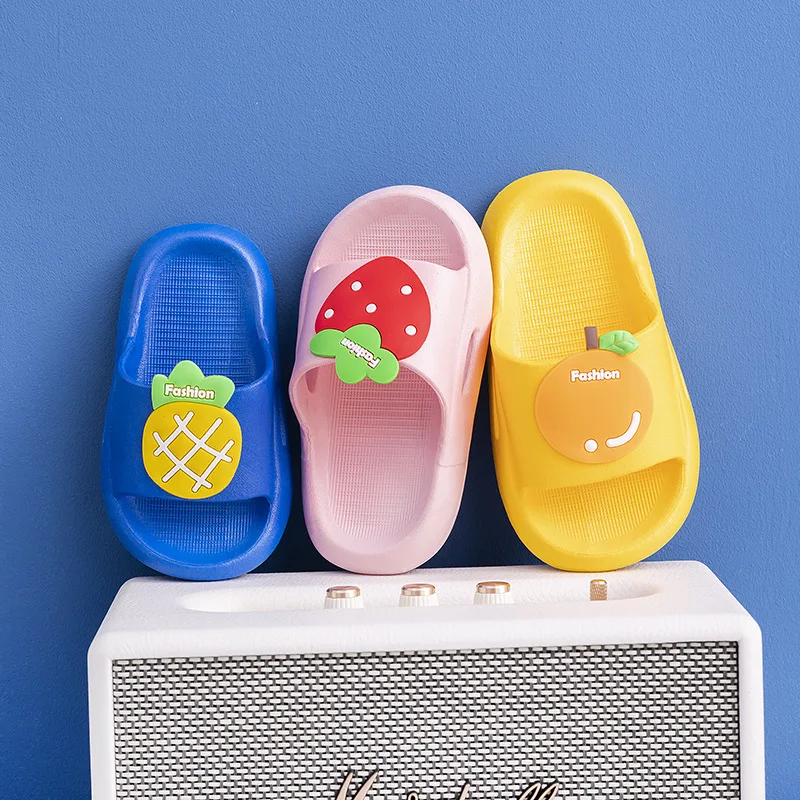 Children's Slippers Overall Shape 2-8Yrs Summer Boys Girls Cartoon Cute Indoor Bathing Non-slip Soft Bottom Kids Home Sandals