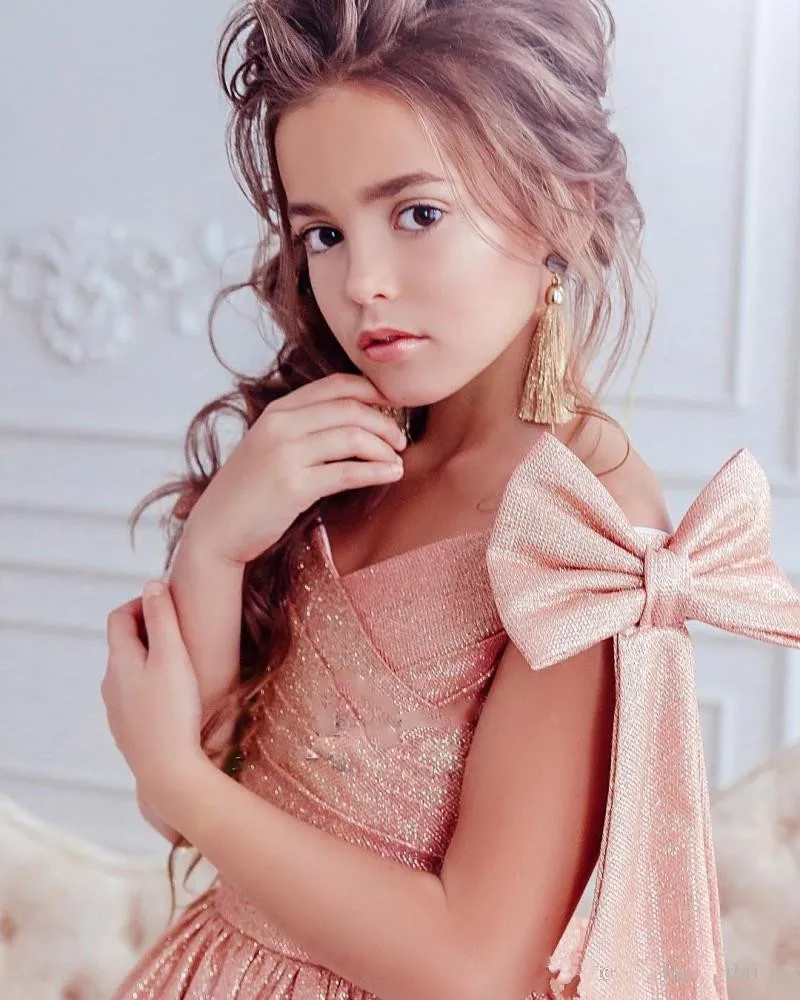 Высококачественное платье принцессы с блестками и бантом плиссированное v