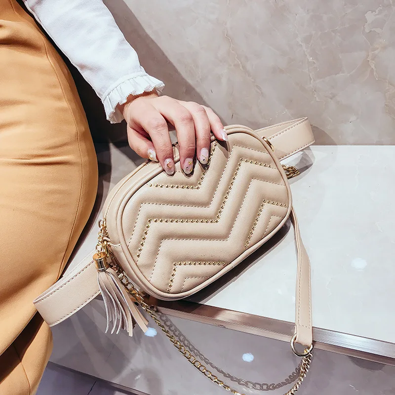 

Small Bag for Women 2018 Summer New Fashion Tassel Rivet Waist Bag Fashion Embroidery Chain Shoulder Messenger Bag
