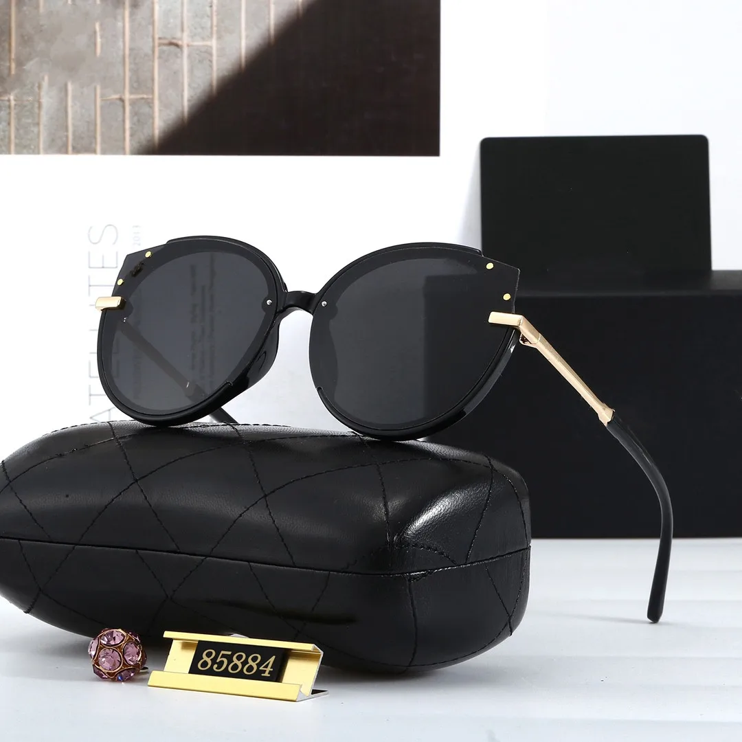 

85884 Brand Sunglasses Women Sport Sun Glasses Brand Designer Female Outdoor Shopping Shades Driving Luxury Eyewear