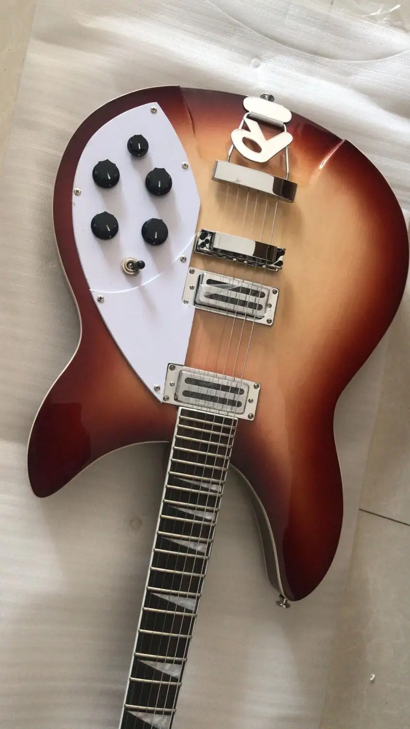 Бесплатная доставка Новое поступление Rickenback 6 строка Электрогитары Одна деталь