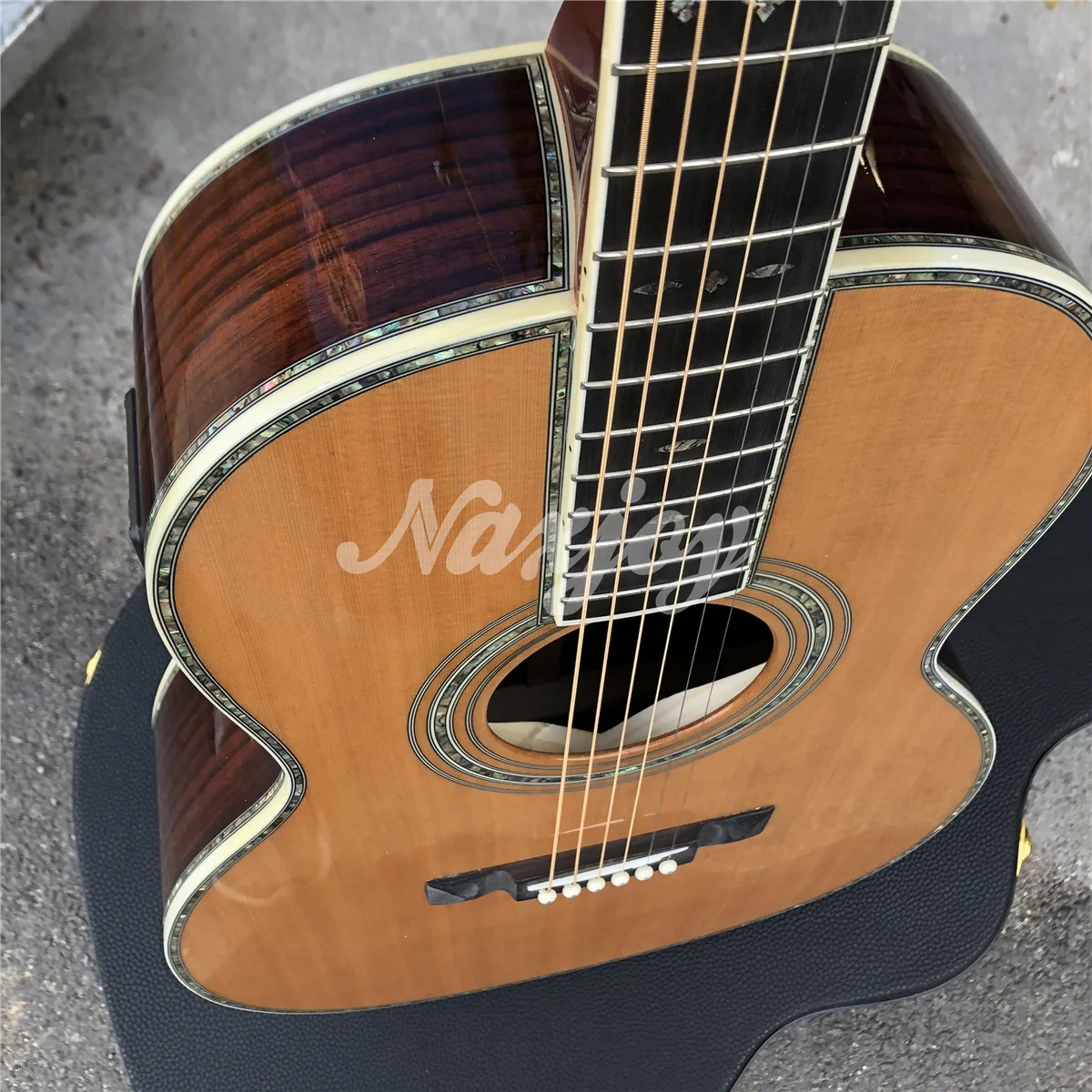 

Real Abalone 39 Inches 000 Style Solid Cedar Top Acoustic Guitar Ebony Fingerboard