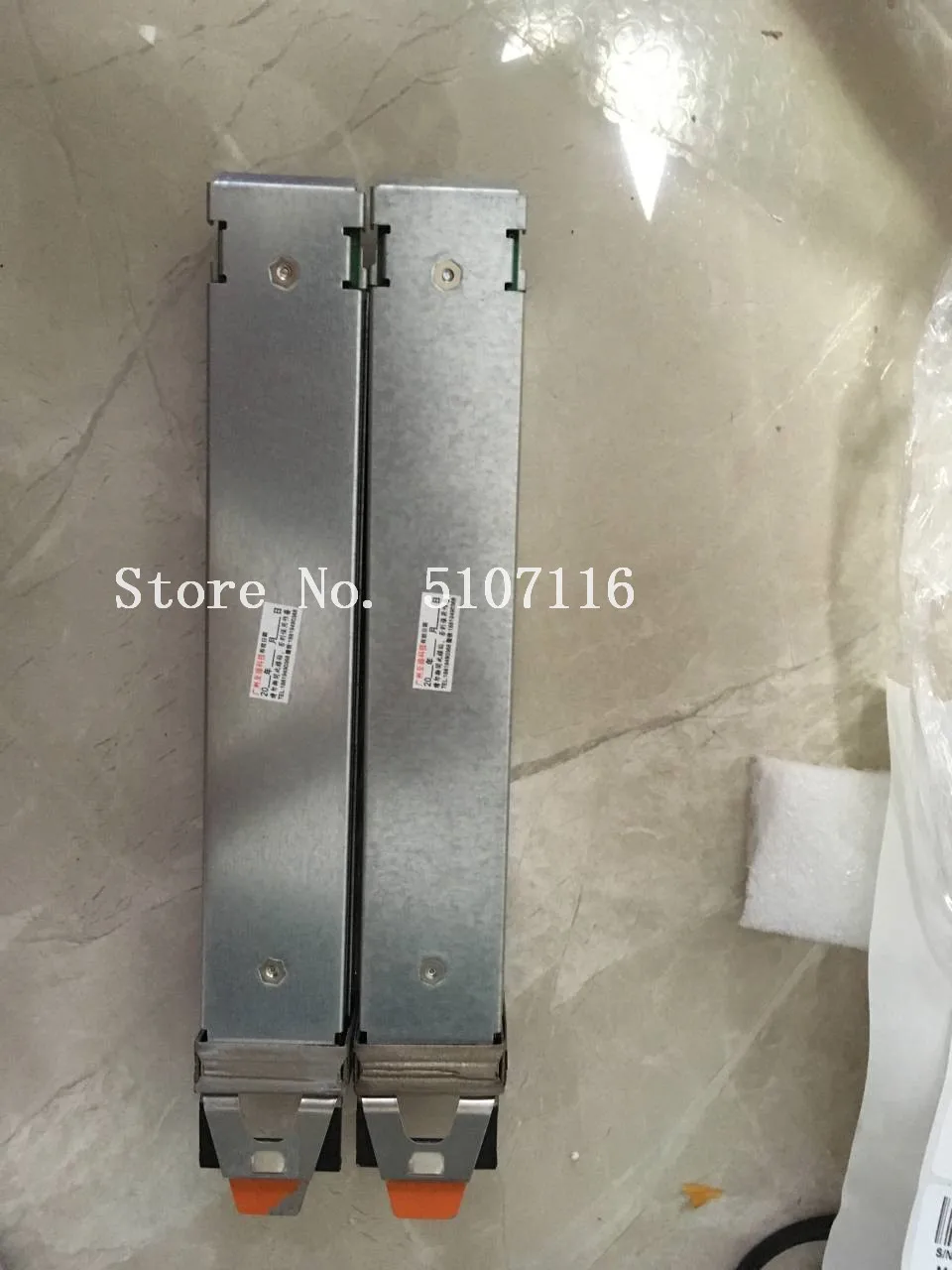 

Для IBM 13695-05 DS4200 & DS4700 Системы хранения 41Y0679 13695-07 Fast700 Mod 70 Raid-контроллер w/Батарея 44X2423 ENG-BAT