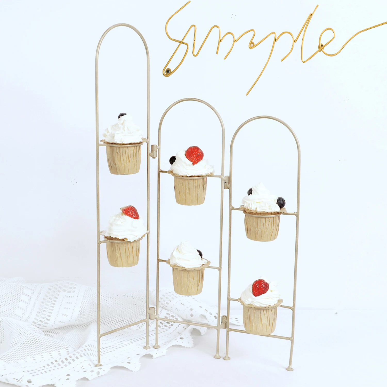

6pcs Foldable Cupcake Holder for Wedding Birthday Baby Shower Party Dessert Tableware Cake Cupcake Donuts Stands Baking Plates