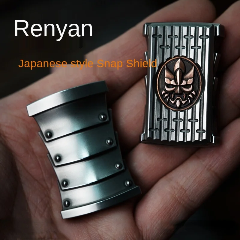 EDC Pop Shield Three Generations of Renqi and Japanese Style Ghost Face Push Card Pop Coin Metal Pressure Reduction Toy