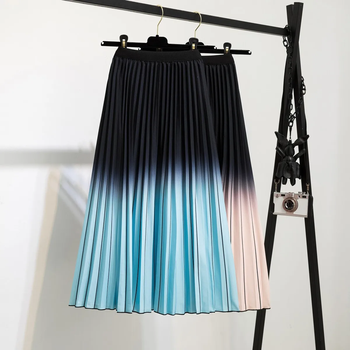 

2021 New Summer Casual Fashion Pleated Skirt Digital Printing Pleated Skirt Elastic Waist Mid-length Skirt
