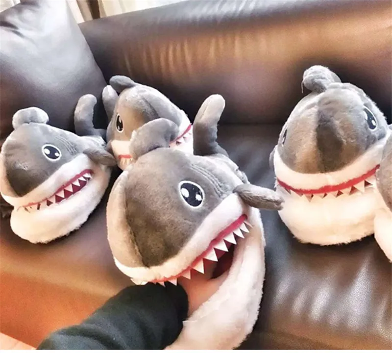 

2021 Winter Slippers Women and Men Fashion Shark Slipper Cotton Warm Indoor slippers Lovely Cartoon Women Slippers Unisex