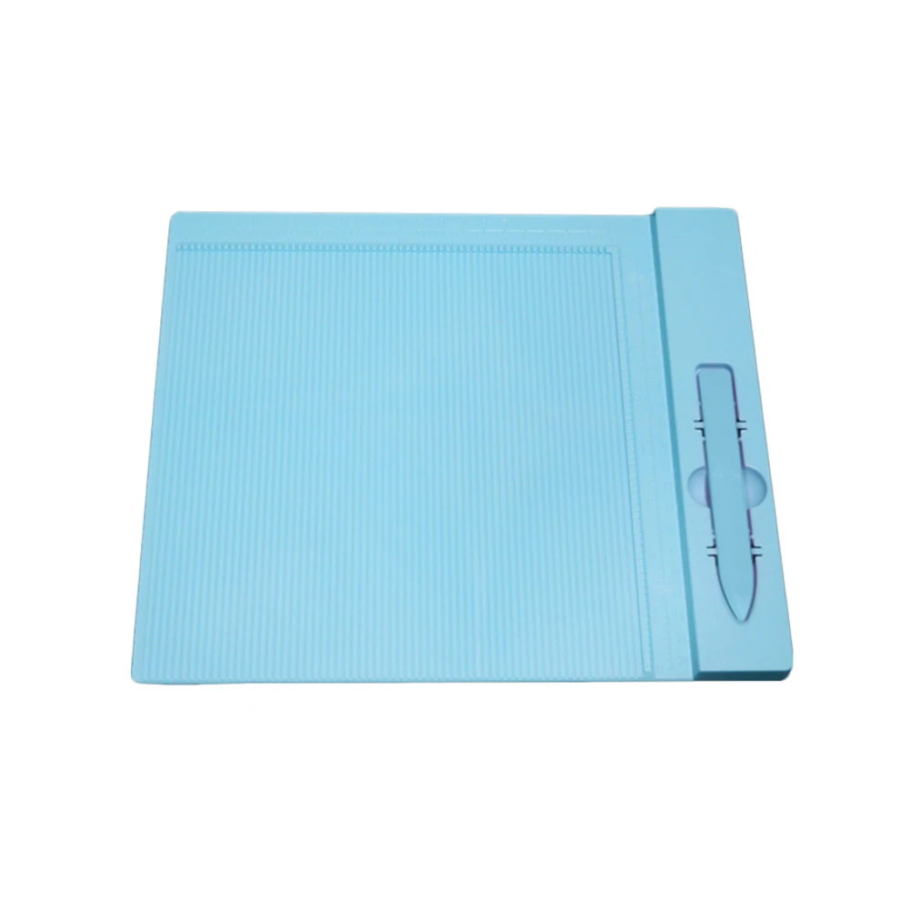 

270x230mm Plastic Scoring Board Paper Card Cuting Board Craft DIY Tool with Measuring Grid GHS99