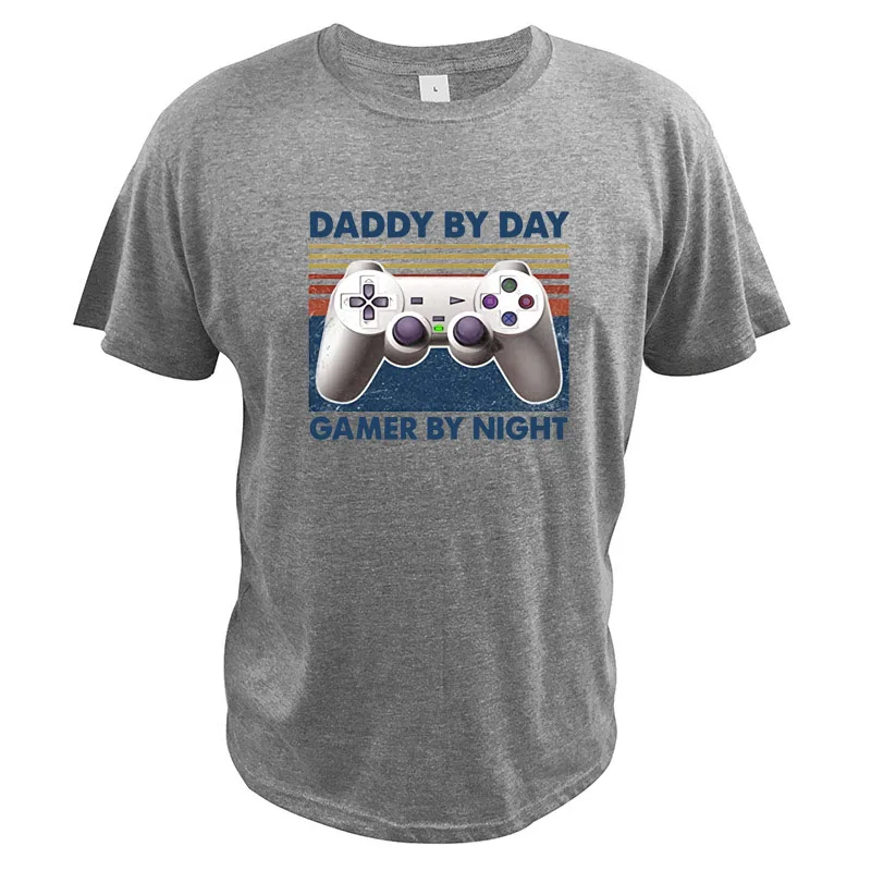 Повседневная Винтажная футболка с круглым вырезом и надписью DAD By Day 100% хлопок |