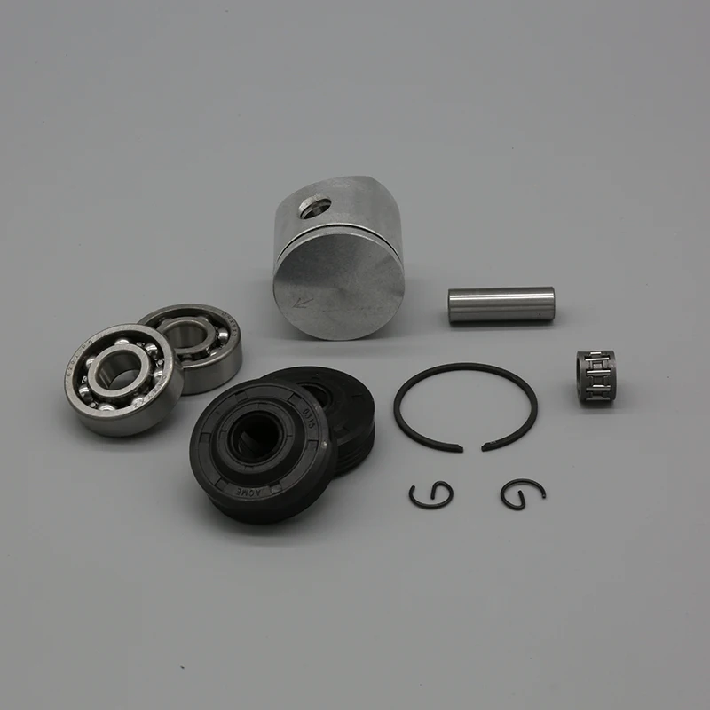 38mm 40mm Piston Ring Crank Ball Bearing Oil Seals Fit For HUSQVARNA 36 136 136LE 137 137e 142 141 Chainsaw Engine Spare Parts |