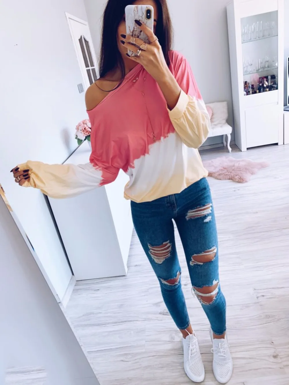LZEQuella Women Autumn Winter Gradient Color Print Hoodies Sweatshirt Casual O Neck Long Sleeve Pullovers Female Tracksuit Top