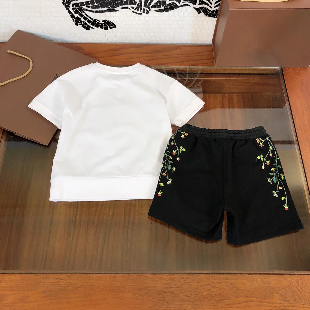 

High-end boys summer short-sleeved suit 2021 summer new children's cotton middle and small children boys summer