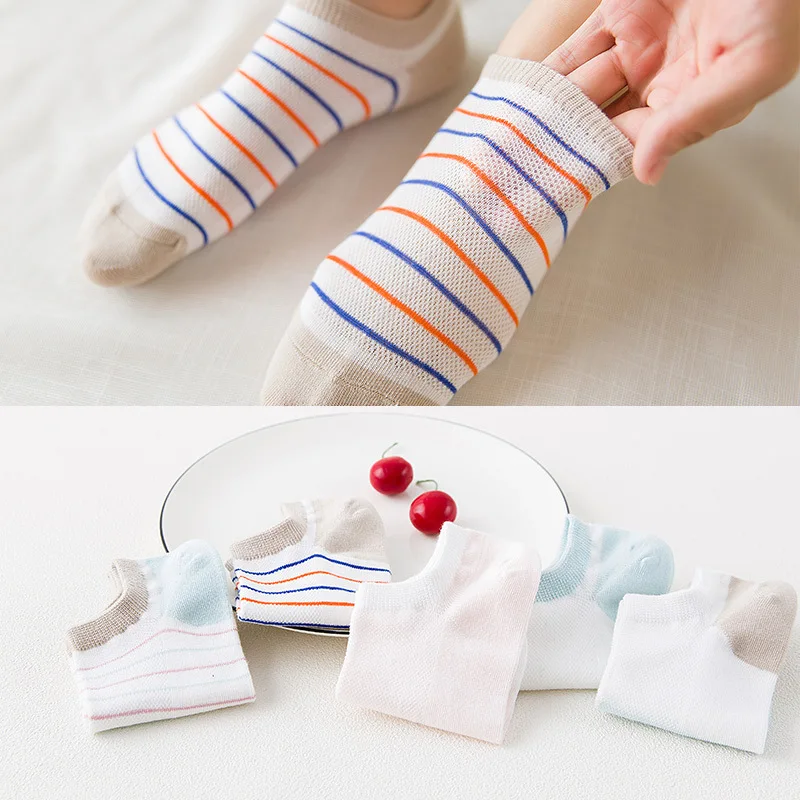 

Four Seasons Breathable Mesh Fresh Ladies Socks Pinstripe Ladies Short Socks