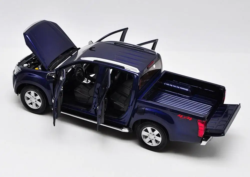 Коллекция 1/18 года модель автомобиля ISUZU D MAX голубая игрушек новый подарок в