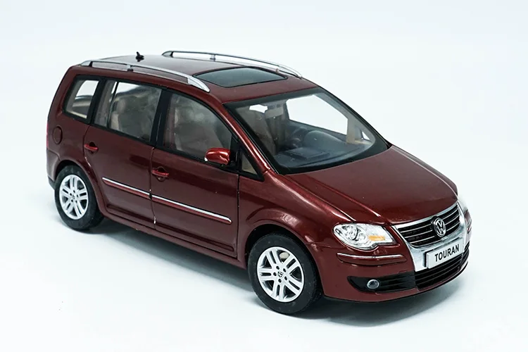 Оригинальная коробка 1:18 Высокая тщательно VW TOURAN MPV Субару Outback сплавочная модель автомобиля статические металлические модели автомобилей для Коллекционные вещи подарок