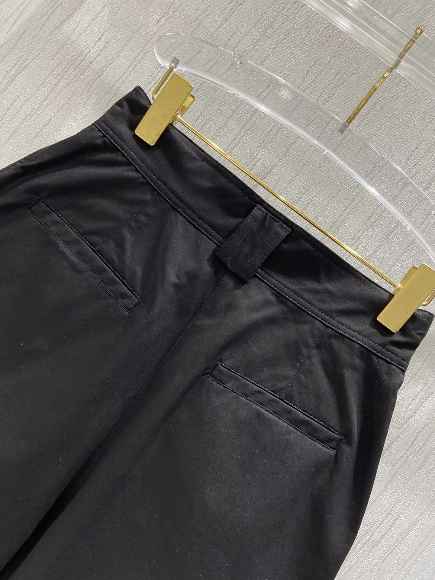 

2021 new women fashion loose rivet pocket shorts 0319