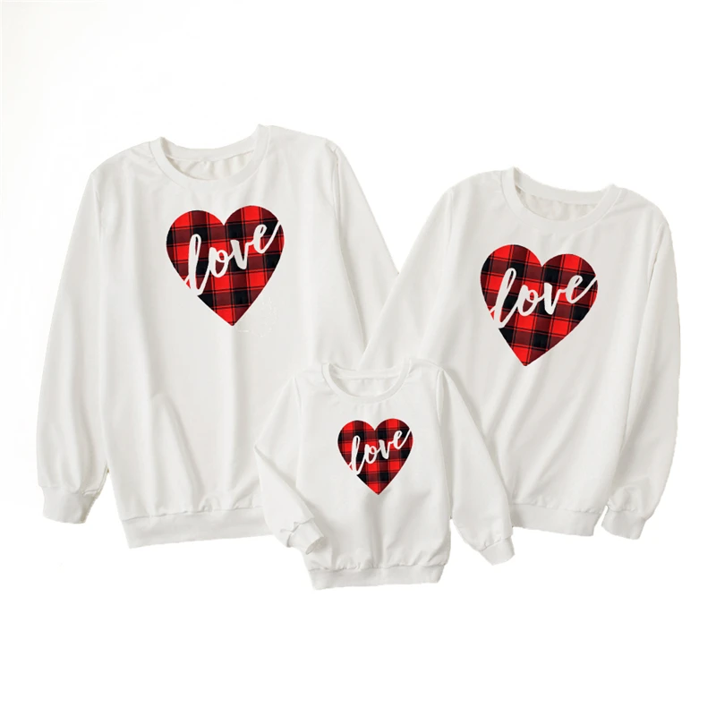 

2021 Family Matching Sweatshirts Love Father Mother & Children Sweaters Mom Mum Baby Mommy and Me Clothes Man Women Kids Tops
