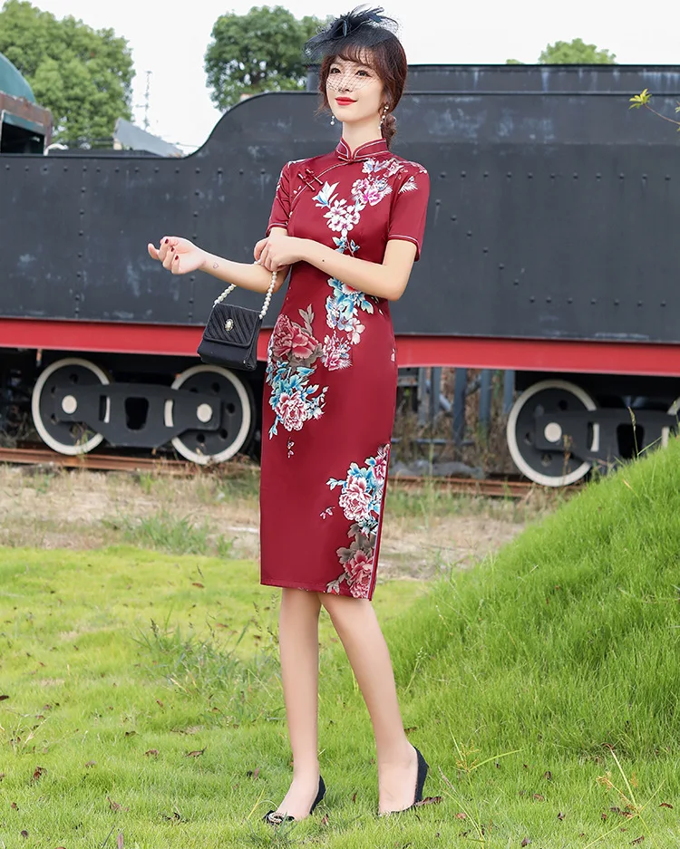 

Oversize 5XL Vintage Slim Printed Knee Length Qipao Women Short Sleeve Split Cheongsam Dresses Chinese Clothing