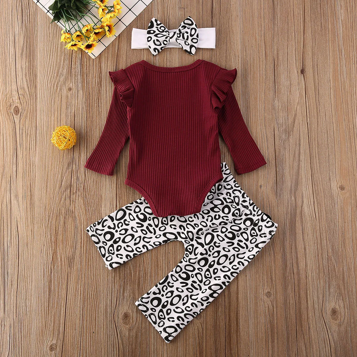 

0-18M Newborn Baby Boy Girl Long Sleeve Cotton Bodysuit Tops Leopard Long Pant Trouser Headband 3PCS Baby Clothing Set