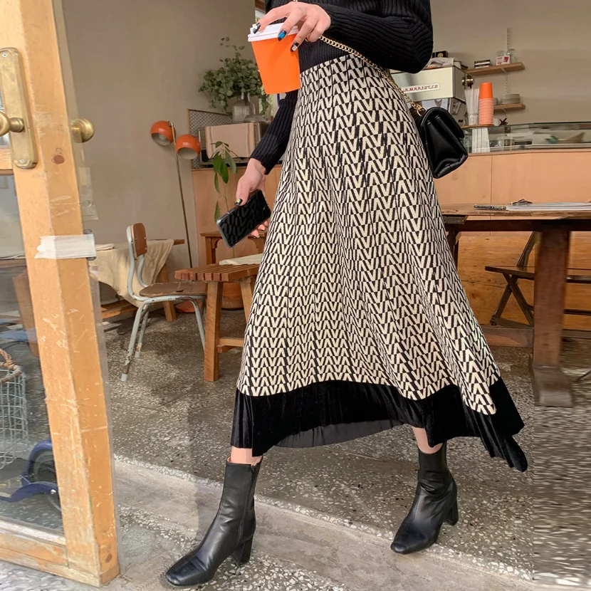 

SuperAen Autumn Winter High Waist A-line Print Knitted Big Swing Umbrella All Match Skirts Women