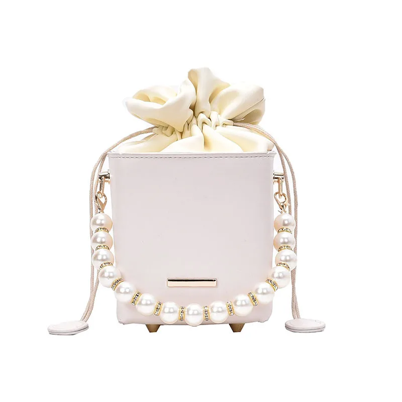 

Women's Bag 2021 New Fashion Foreign Style Versatile Pearl Chain Messenger Bags Bucket Bag Small Bags