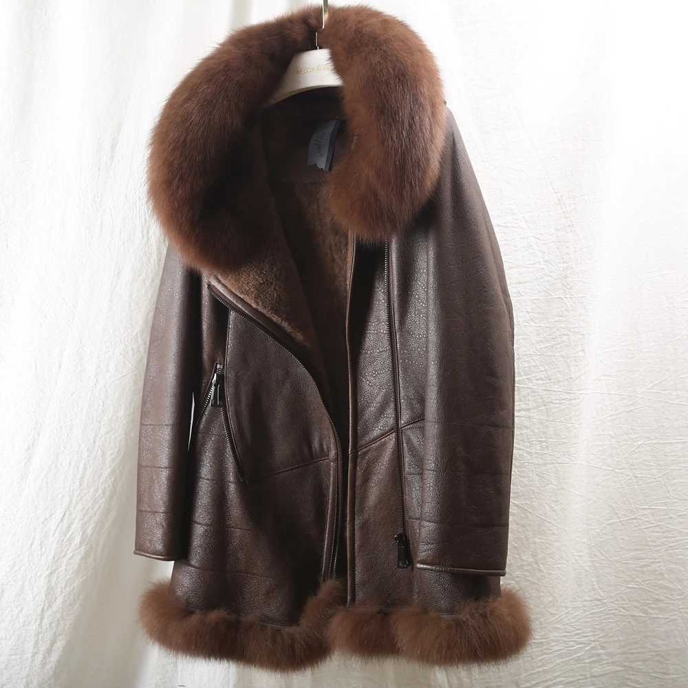 Женская двухсторонняя куртка из натуральной овчины теплая зимняя с воротником