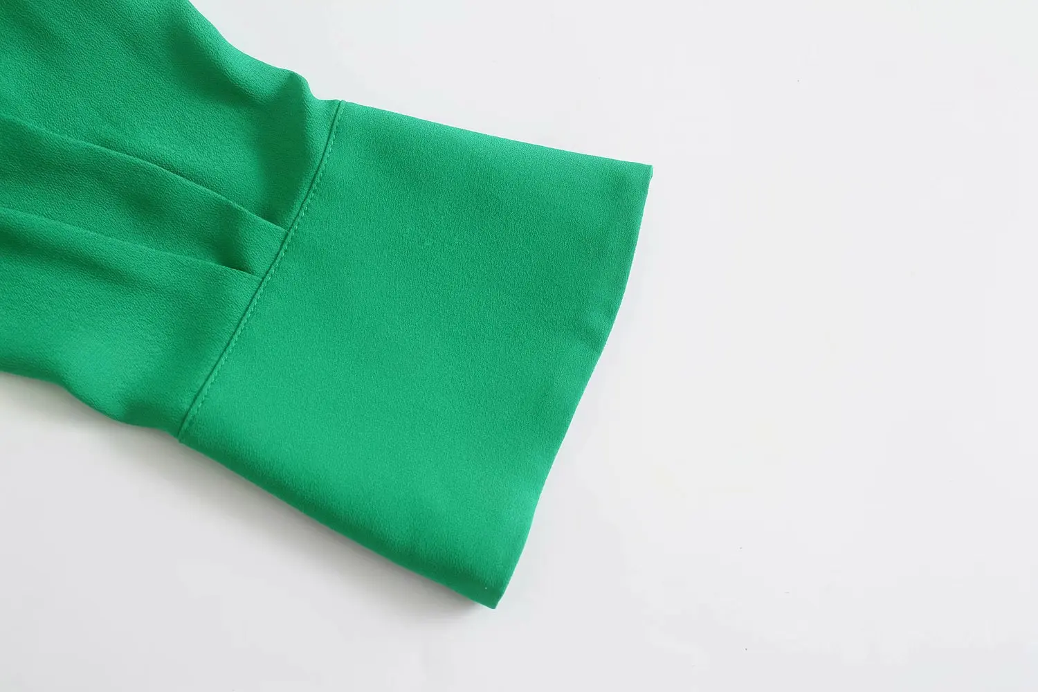 

Green Solid Knots Satin Blouse Summer Long Sleeve Turn Down Collar Office Ladies Fashion Shirts Vintage Chic Tops Chandails New