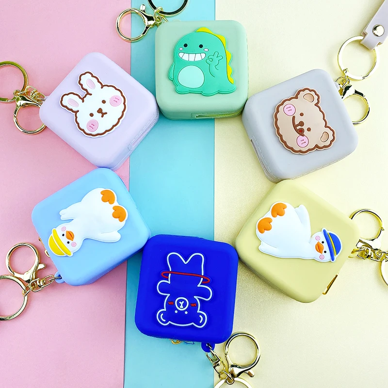 Куртка синего цвета с медведем цепочка для ключей бумажник кошелек кроликом