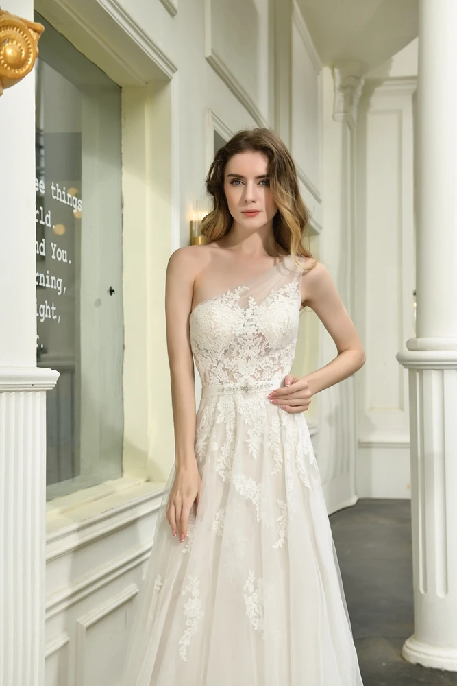 

Ivory Wedding Dresses Bride Gowns One Shoulder Court Train Long Tulle Lace Applique Sleeveless Waistband 2020 Tailing 45 cm