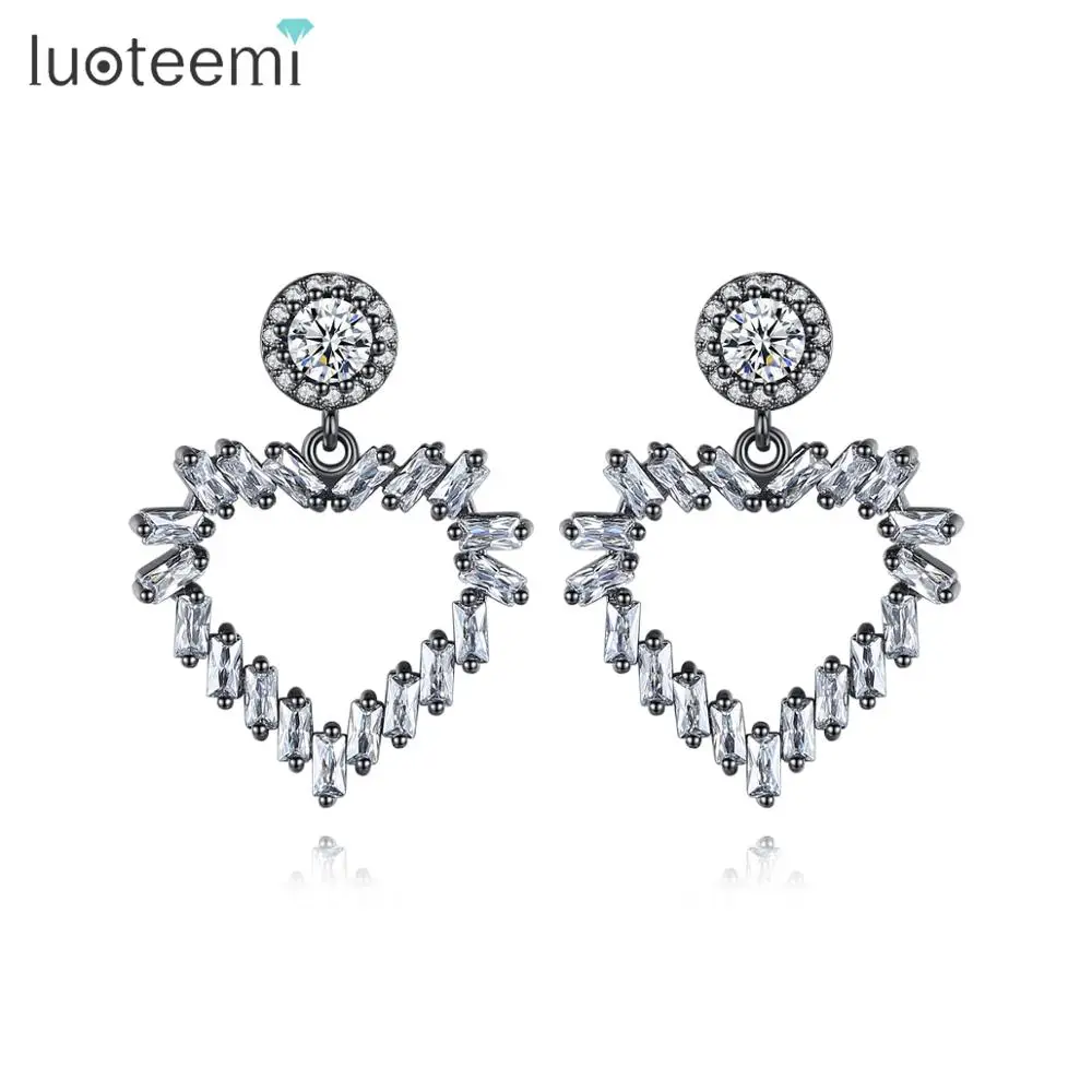 

LUOTEEMI Retro Big Heart Drop Earrings for Women Wedding Engagement Fashion Jewelry Lover Boucle D'Oreille Femme Christmas Gifts