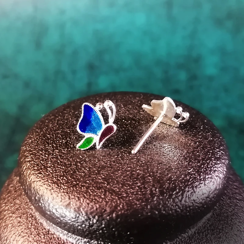 Женские серьги из серебра 999 пробы с синей бабочкой |