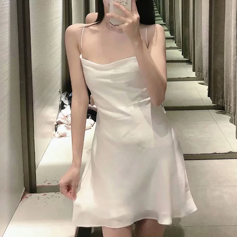 

Zoki White Slip Dress Women Camis Solid Sexy Backless Off Shoulder Sleevesless Club Party Mini Dresses Fashion Summer New