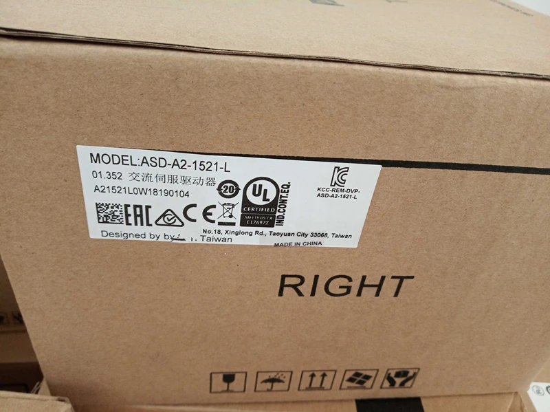 

ECMA-E11315RS ASD-A2-1521-L 220V 1.5kW 2000RPM ASDA-A2 AC Servo Motor Drive kit with 3M Cable