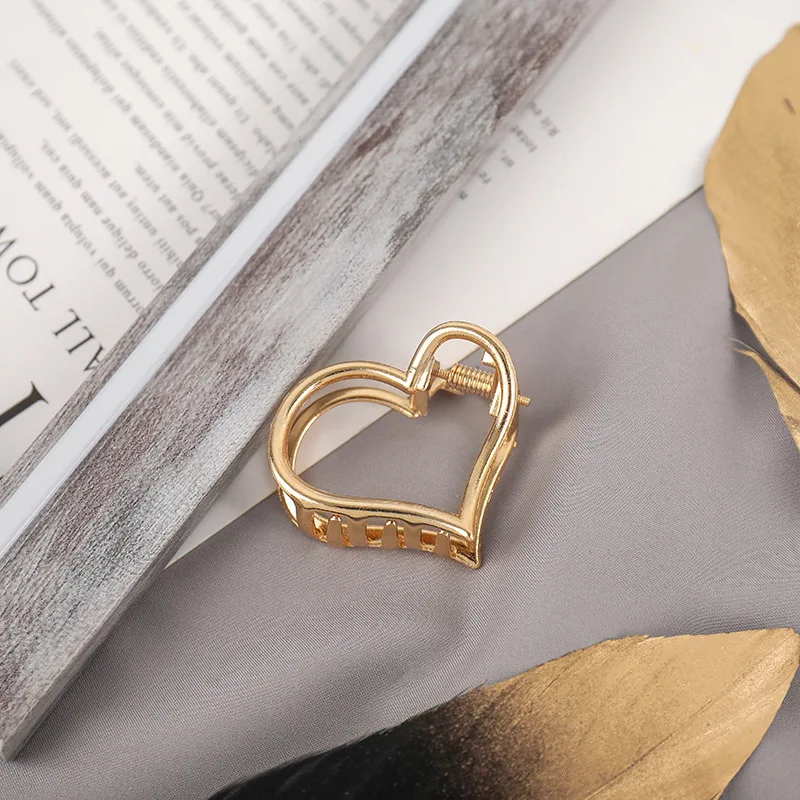 

Sweet hair band hairpin hairpin fashion hair accessories new female girl lovely heart-shaped hollow geometric gold alloy hair
