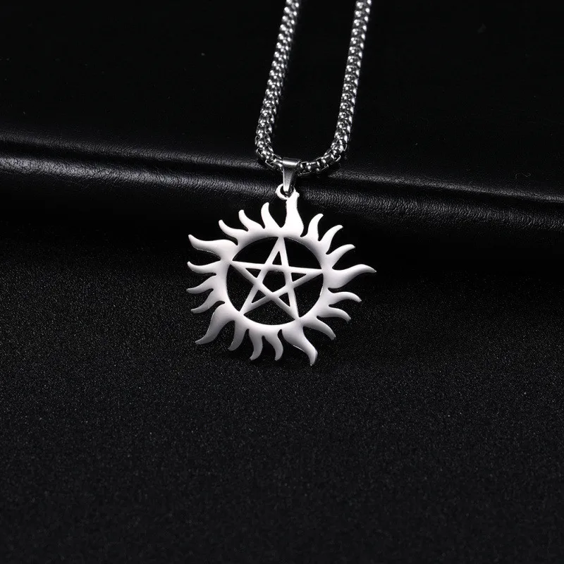 

Classic Trend Fashion Simple Sunshine Inspirational Sun Sweater Necklace Stainless Steel Pendant Accessories