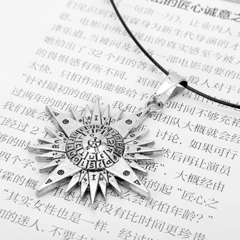 Аниме ожерелье ювелирные изделия черный Батлер Волшебный Массив D. Серый-мужской