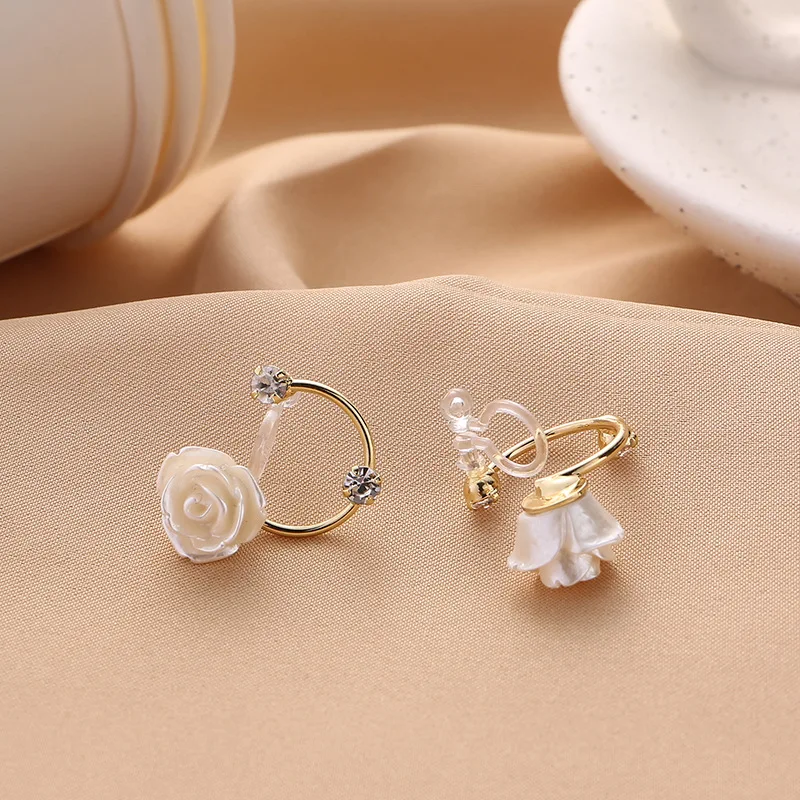 

Vintage Flower Stud Earrings Women 2021 Trend Jewelry Women's Earrings Earring Gift for Girl