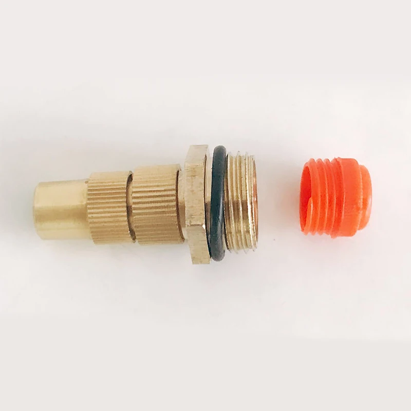 Регулируемая насадка для газона и садоводства с мелким распылителем воды