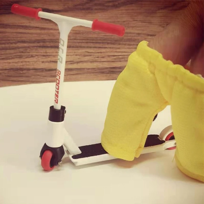 Мини скутер для пальца игрушка пальцевая скейтборды реалистичный набор скутера