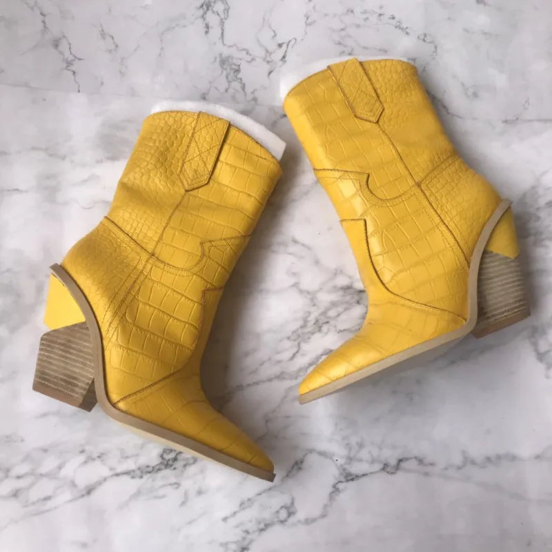 Шикарные женские полусапожки с острым носком сезон осень-зима армейские ботинки