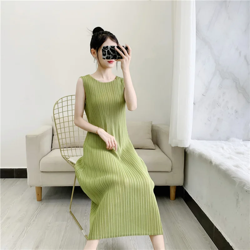 

POPOLLE 2021 Summer New Style Pleated Ladies Sleeveless Round Neck Long Skirt Is Thin Sexy Pleated Casual Fashion Dress Women