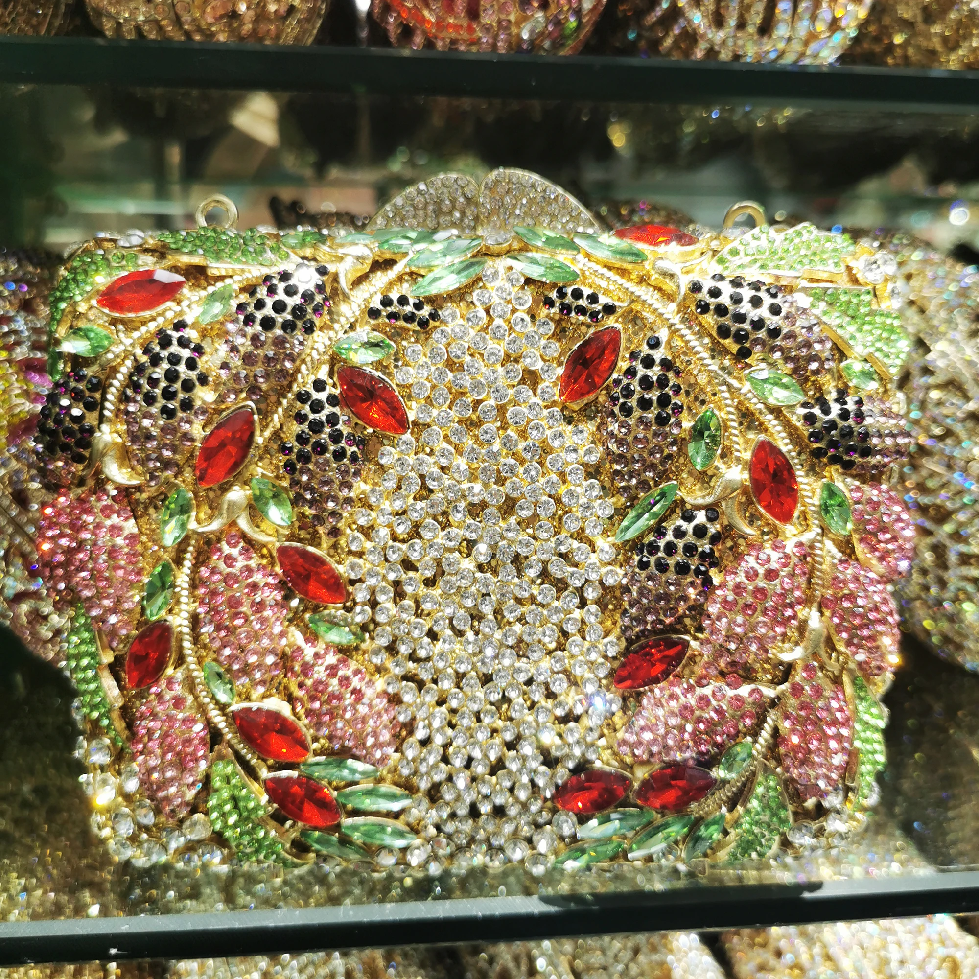 

Hollow Out Women Multi color Crystal Diamond Evening Bags Clutch Bag Purse For Wedding Clutches Minaudiere Handbags and Purses
