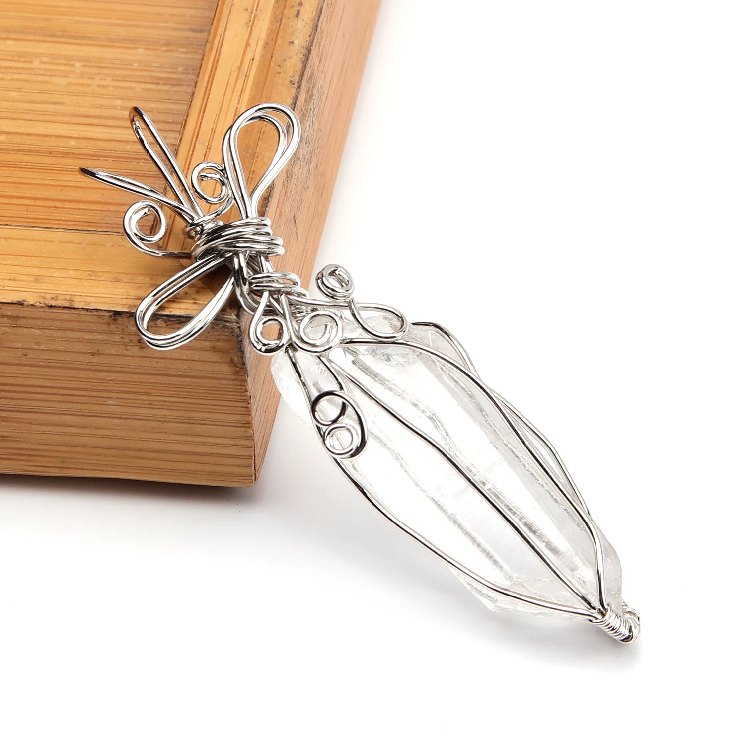 Натуральный кристаллический камень оригинальный подвеска ручной работы