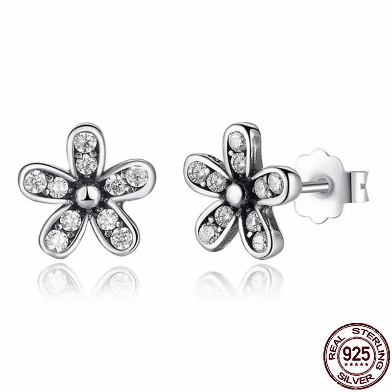 

The New Trendy Elegant And Cute Zircon Flower Lady Earring Set 2021 Hot Selling 925 Silver New Fashion Korean Earring Jewelry