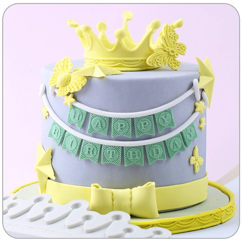 

3D Crown Shape Fondant Silicone Mold for DIY Pastry Cupcake Dessert Lace Cake Decoration Kitchen Accessories Baking Tool