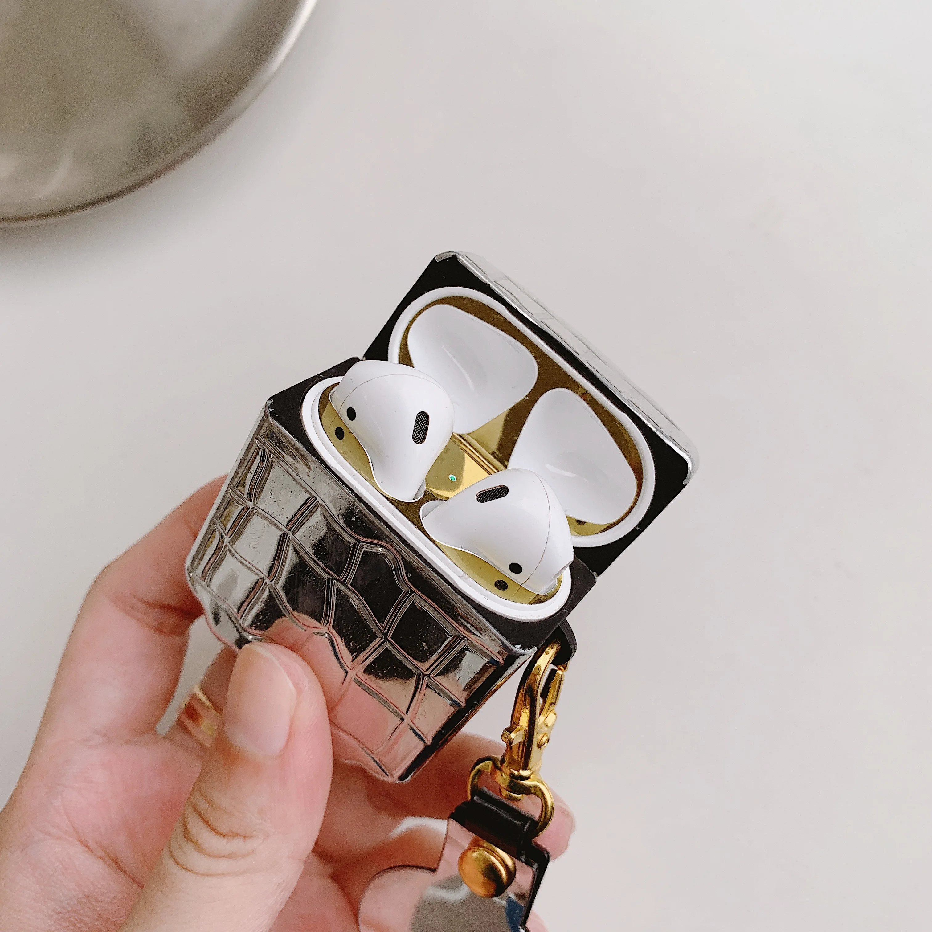 

Plating Crocodile Skin Cases for Airpods 1 2 CASE Bluetooth Wireless Earphone Cover for Airpods Charging Box Headphone Protector