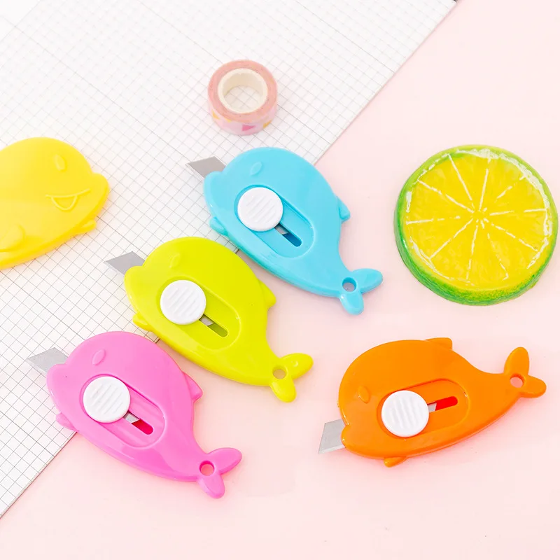 

Mini Whale Portable Utility Knife Cute Paper Cutter Cutting Paper Razor Blade Office school supplies Stationery gift Escolar