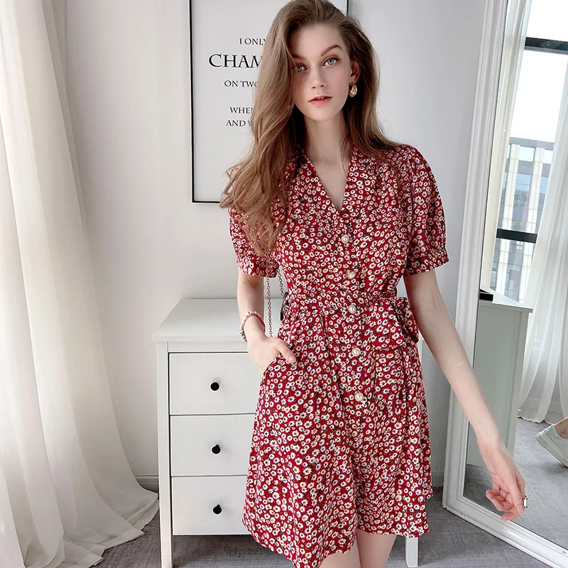 Dabuwawa Vintage Ditsy Floral Rompers Womens Jumpsuit Summer Single Breasted Boho Vacation Beach Playsuit Female DT1BJP014