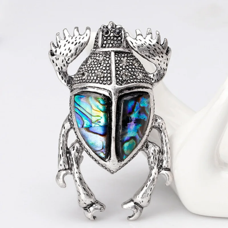 Donia Jewelry Antique retro vivid metal shell beetle shape brooch scarf pin hat coat jewelry beautiful men's punk |
