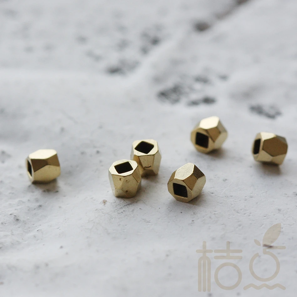 40 шт. цельный необработанный латунный граненый Разделитель 3 мм (3903C V 264|Ювелирная